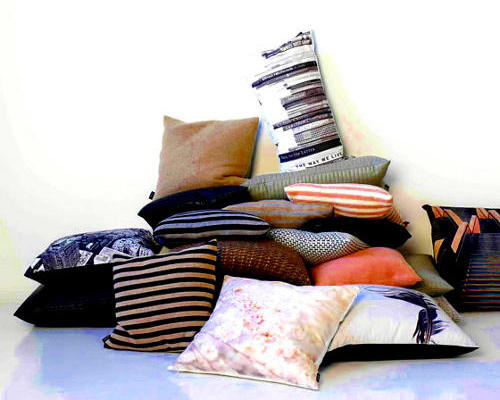 Almofadas como elemento decorativo e de conforto