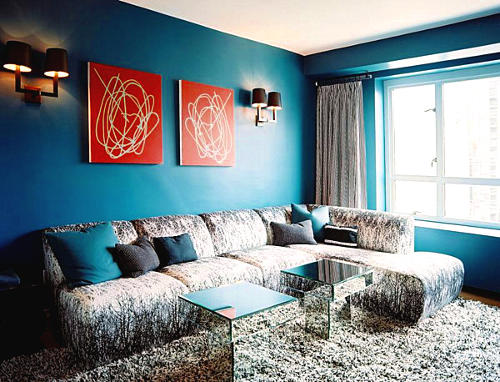 Sala decorada em azul