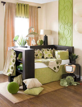 Quarto contemporÃ¢neo com berÃ§o em madeira